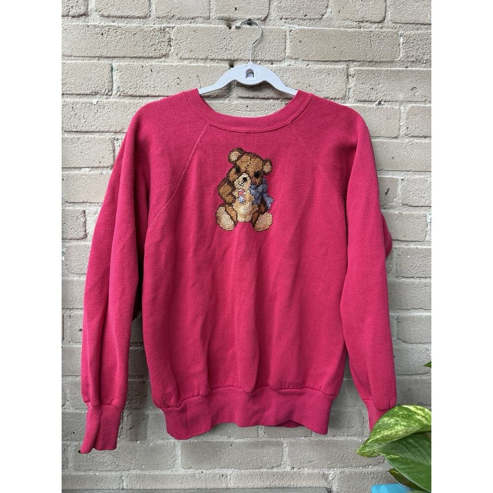 Vintage 80 90s Embroidered Teddy Bear L Pink USA Crewneck Sweatshirt Pullover